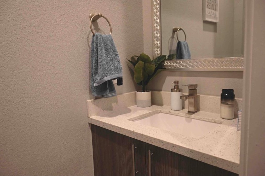 8404 Safeguard St, Houston TX  77051-2628 exterior