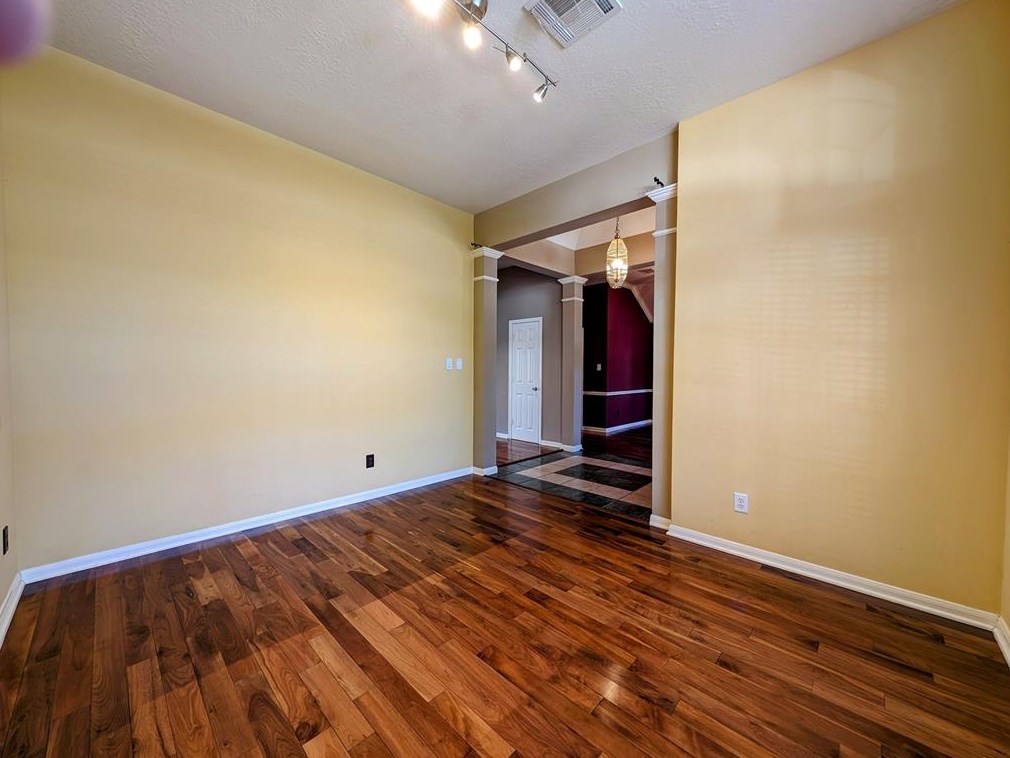 3219 Shadowleaf Dr, Houston TX  77082-2359 exterior