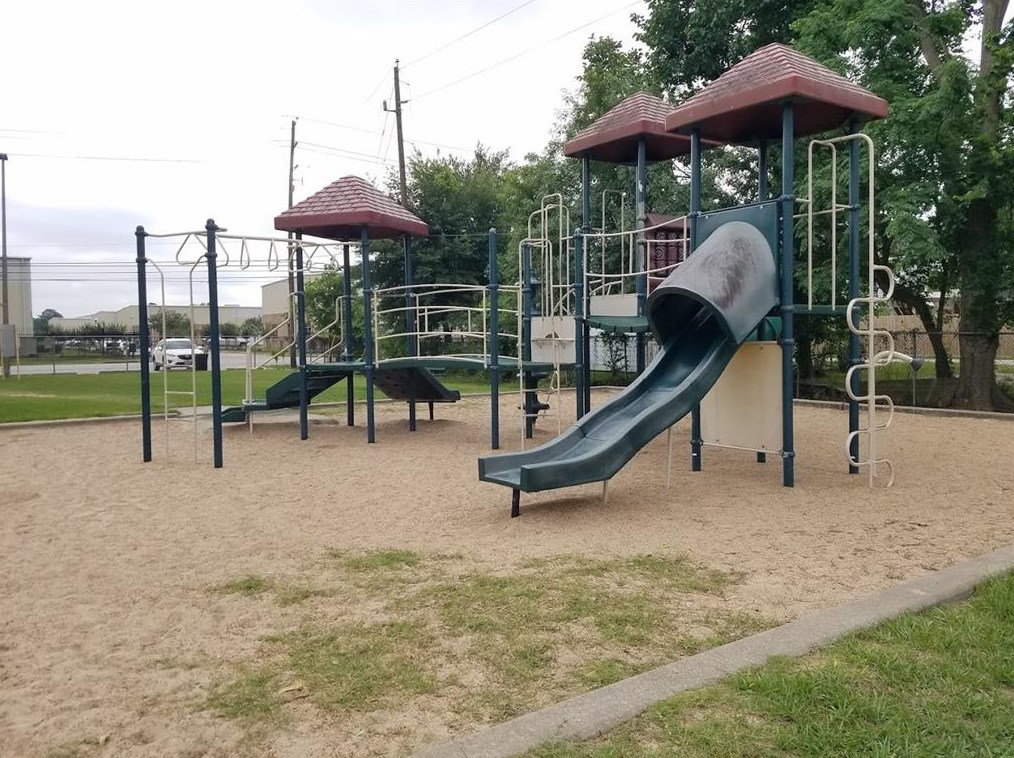 10279 Bamboo Rd, Houston, TX 77041-7425