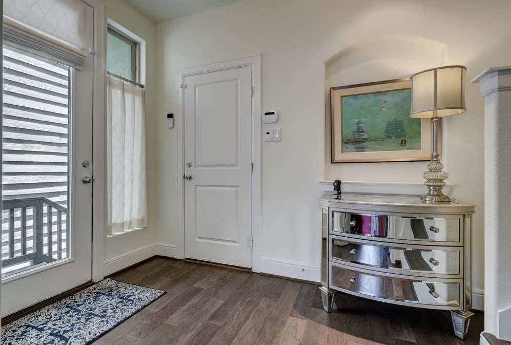 914 18th St, Houston, TX 77008-3337