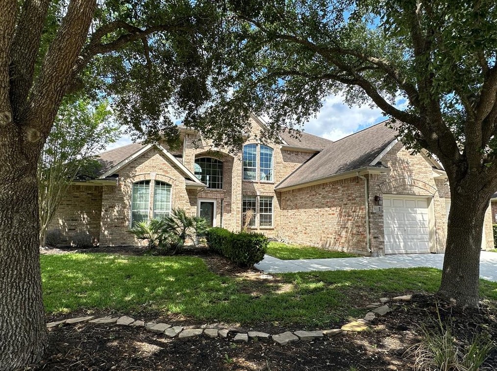 3111 E Cedar Hollow Dr, Pearland, TX 77584