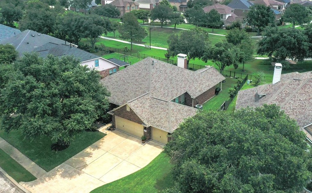 16106 Emerald Briar Ln, Houston, TX 77084-6860