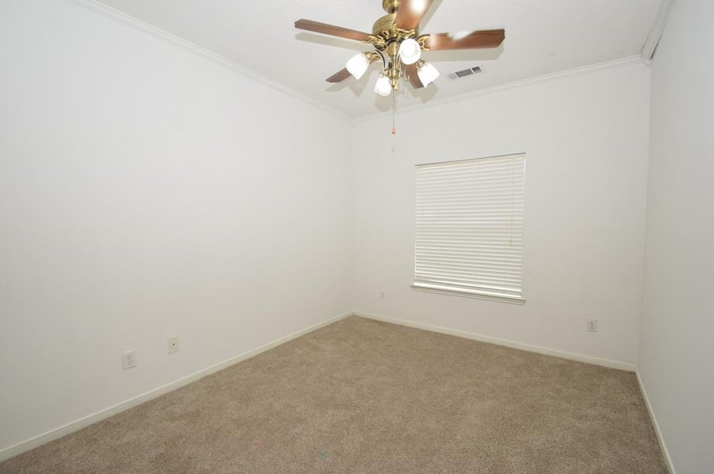 1519 Brk Grv Dr, Katy TX  77450-5864 exterior