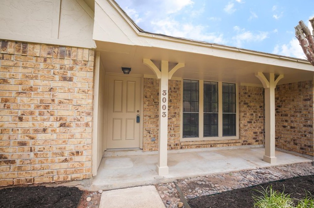 3003 Planters St, Sugar Land TX  77479-1823 exterior