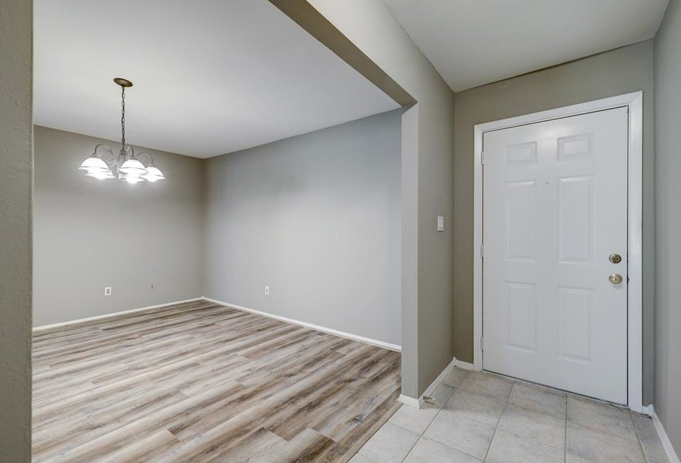 25110 Lynbriar Ln, Spring TX  77373-6041 exterior