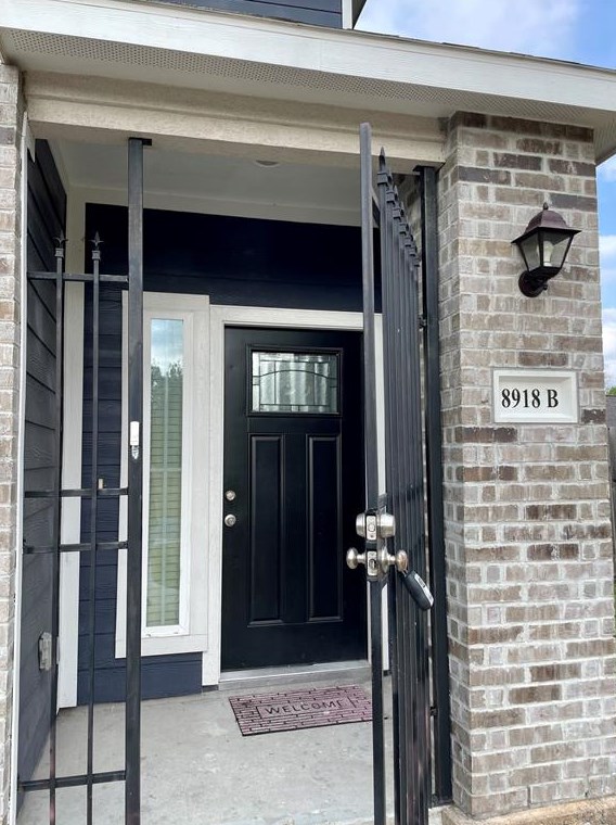 8918 Southview St #b, Houston, TX 77051