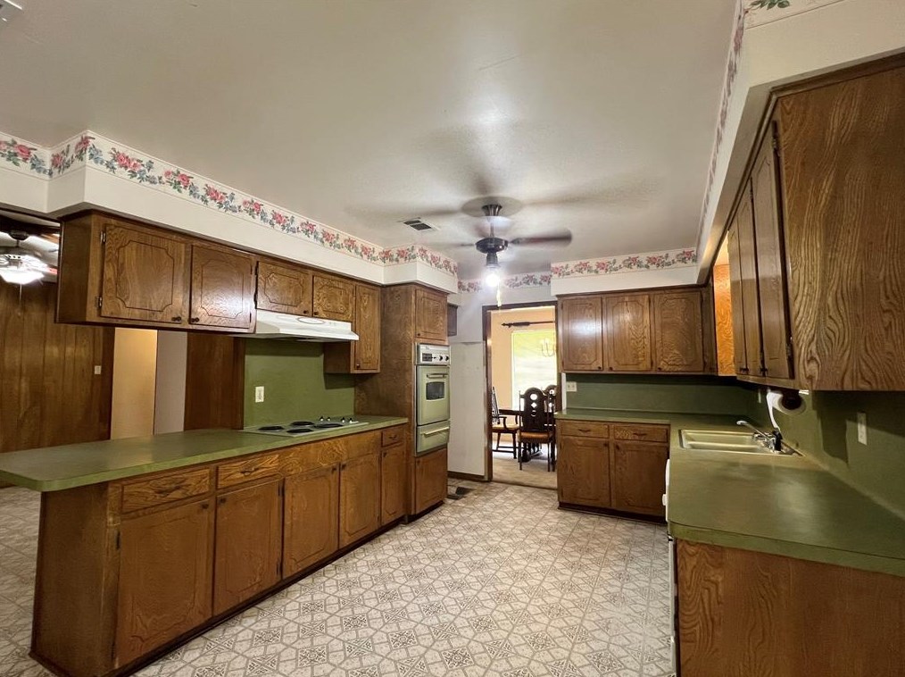 26221 Peach Crk, Roman Forest TX 77357-6910 exterior