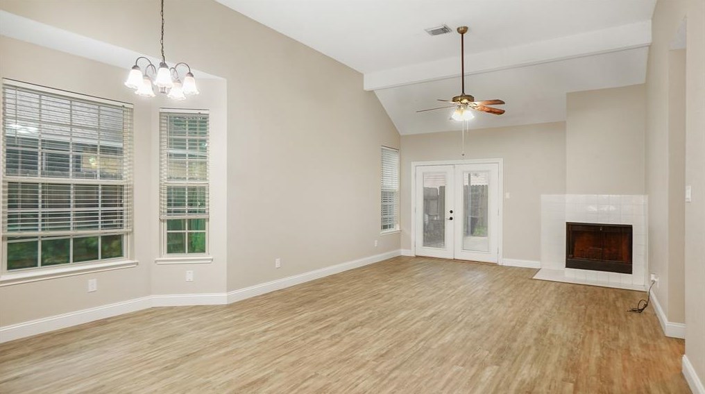 8019 Log Holw Dr, Houston TX  77040-1808 exterior