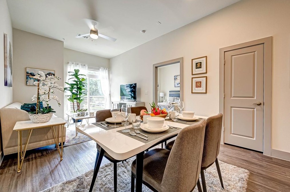 6955 Turtlewood Dr #308, Houston, TX 77072