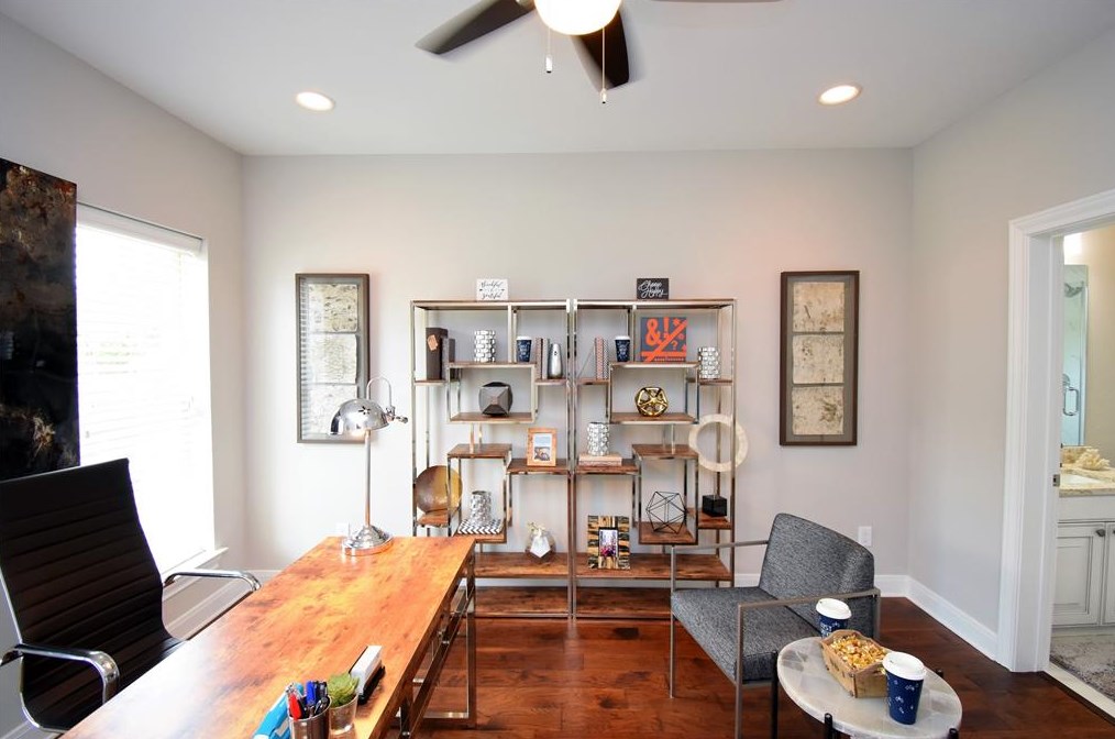 919 17th St, Houston, TX 77008-3434