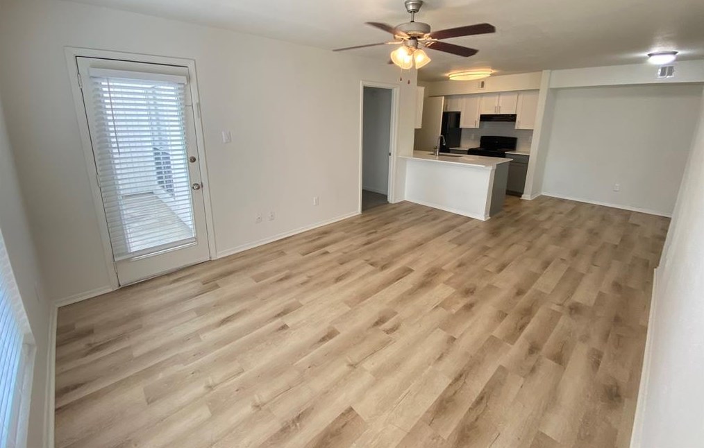 3950 Ashburnham Dr #194, Houston, TX 77082