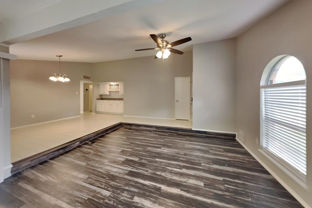 5211 Girnigoe Dr, Houston, TX 77084