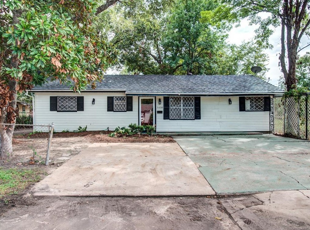 3630 Corksie St, Houston, TX 77051-3637