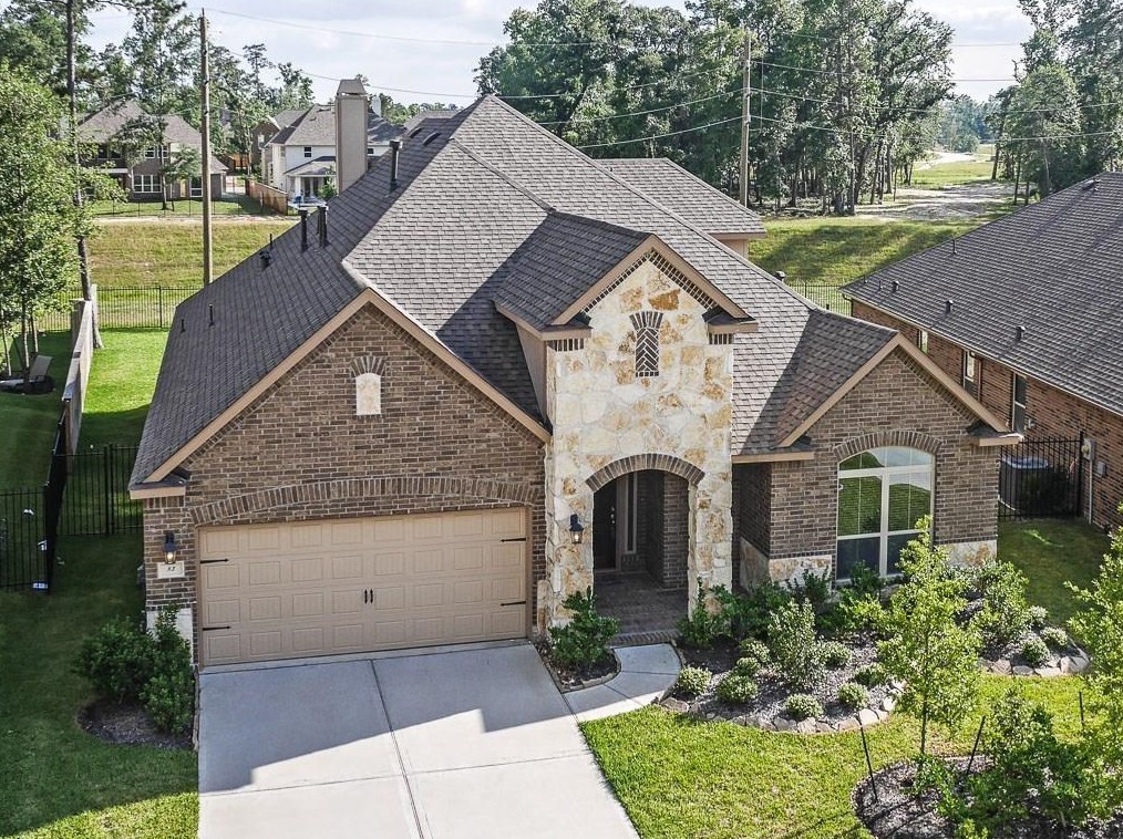 83 W Wading Pond Cir, Tomball, TX 77375
