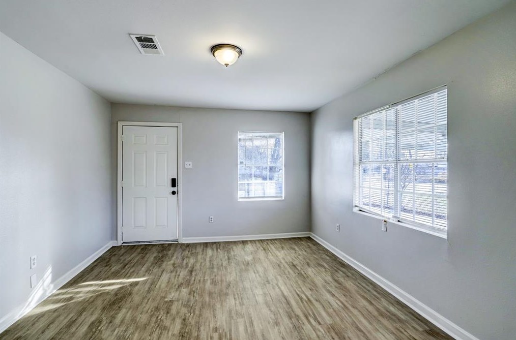 10201 Munn St, Houston TX  77029-2621 exterior