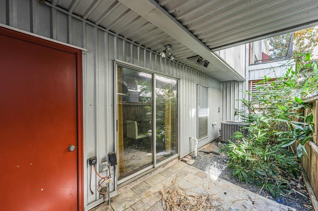 6111 Gehring St, Houston TX  77021-1176 exterior