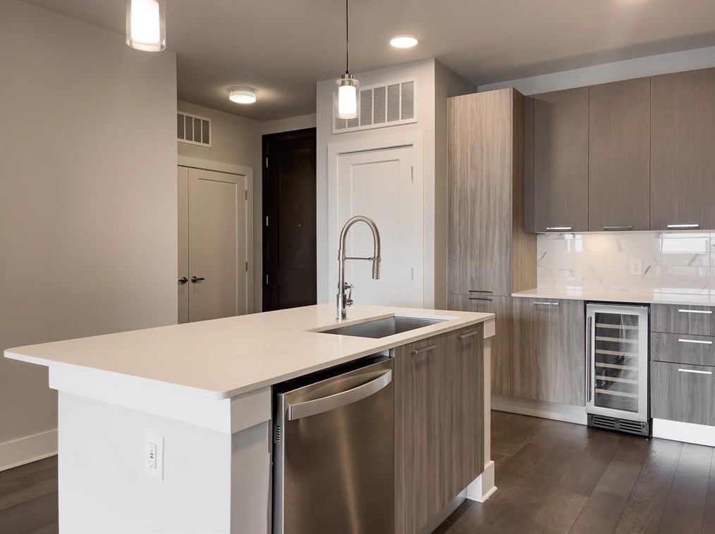 510 W 20th St #904, Houston, TX 77008