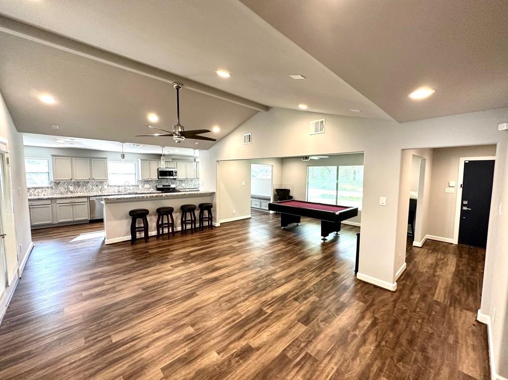 5627 Cerritos Dr, Houston, TX 77035-2533