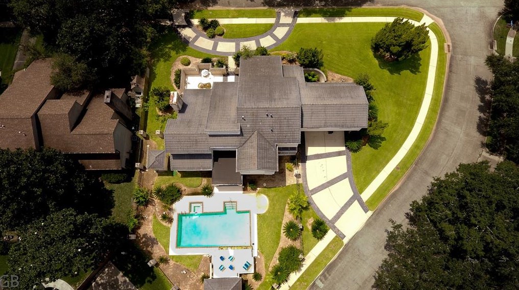 1719 Hodge Lake Ln, Sugar Land, TX 77478-4280