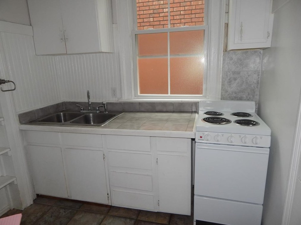 1923 Broadway St #2, Galveston, TX 77550