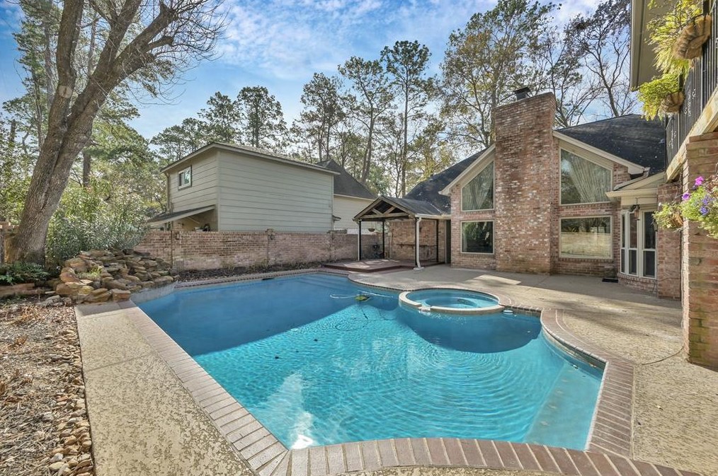 11622 Normont Dr, Houston TX  77070-2951 exterior