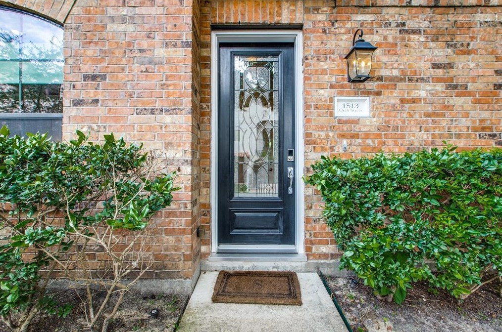 1513 Utah St, Houston TX  77007-3051 exterior