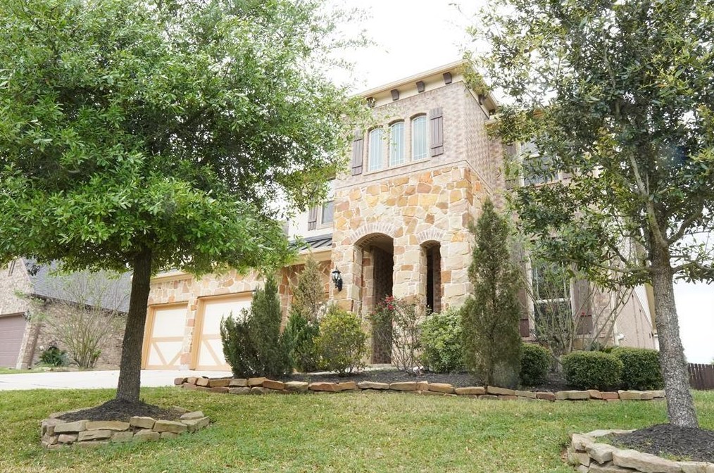 15814 Pine Bark Ln, Tomball, TX 77377-2530