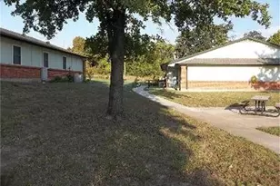 201 Las Bresas St, Azle, TX 76020 - Photo 4