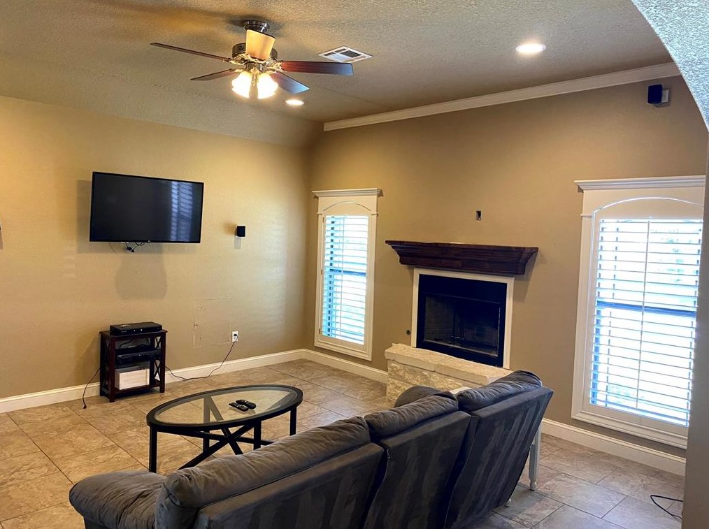 213 Meir Ln, College Station, TX 77845