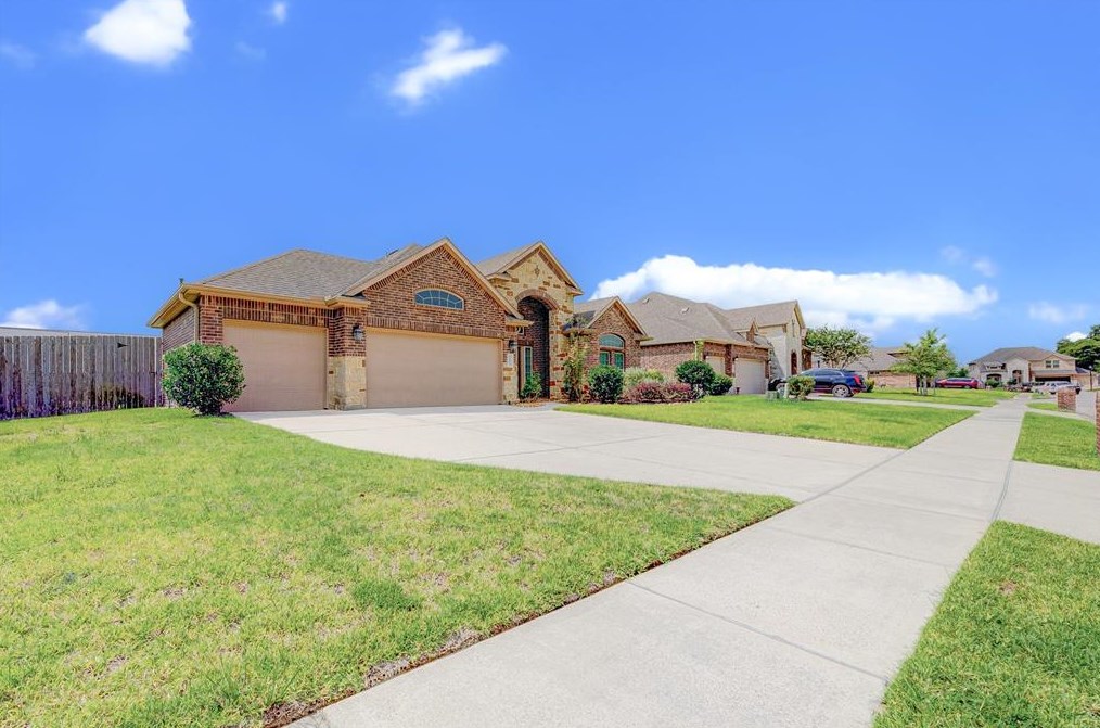 4411 Sanctuary Trails Dr, Spring, TX 77388-2629