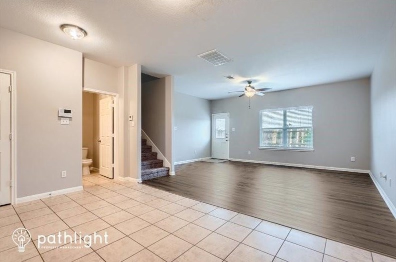 7123 Acacia Ln, Baytown, TX 77521-7025
