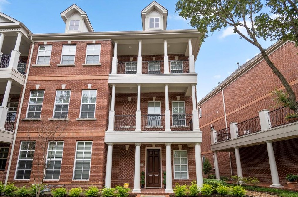 11 History Row, Spring, TX 77380-2820