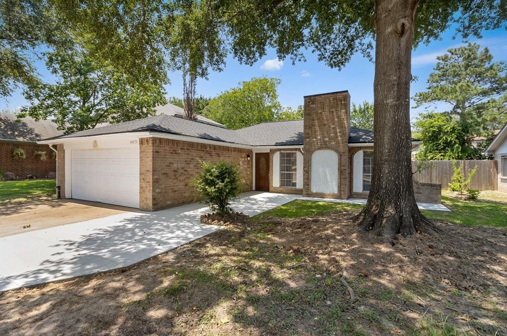 18626 Spinney Lane Dr, Cypress, TX 77433