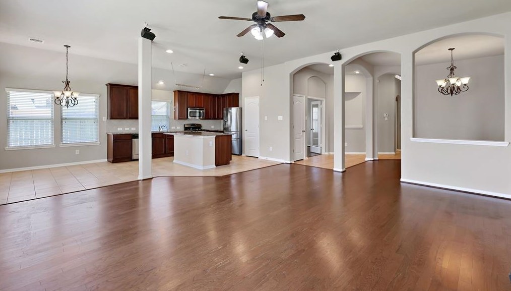 2524 Golfcrest Dr, Houston TX  77089-7021 exterior