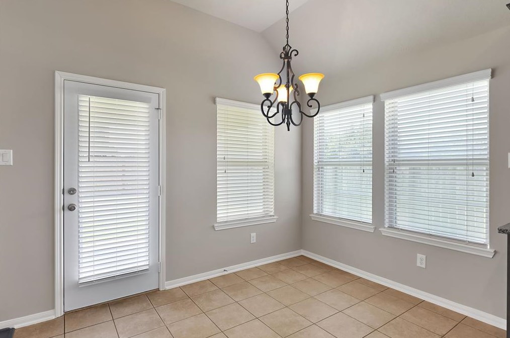 2524 Golfcrest Dr, Houston TX  77089-7021 exterior