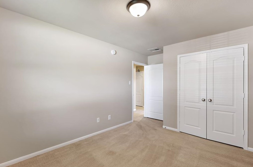 2524 Golfcrest Dr, Houston TX  77089-7021 exterior