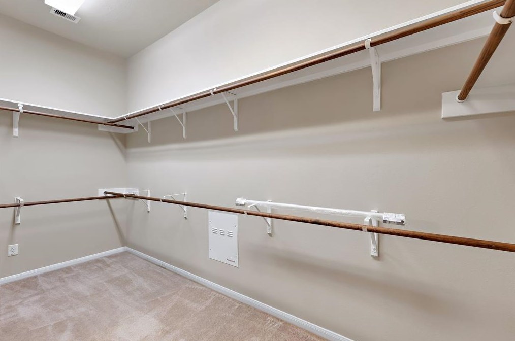 2524 Golfcrest Dr, Houston TX  77089-7021 exterior