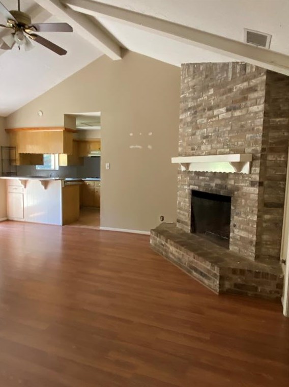 9711 S Petersham Dr, Houston, TX 77031