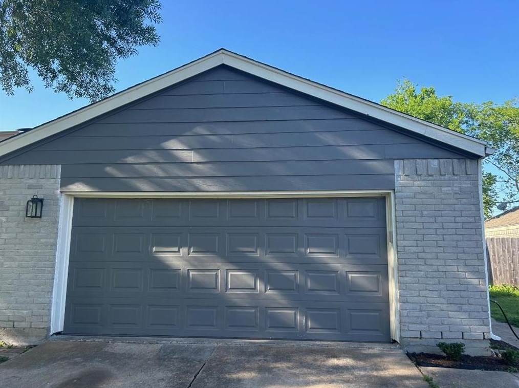 13818 Sheri Hollow Ln, Houston, TX 77082-3314