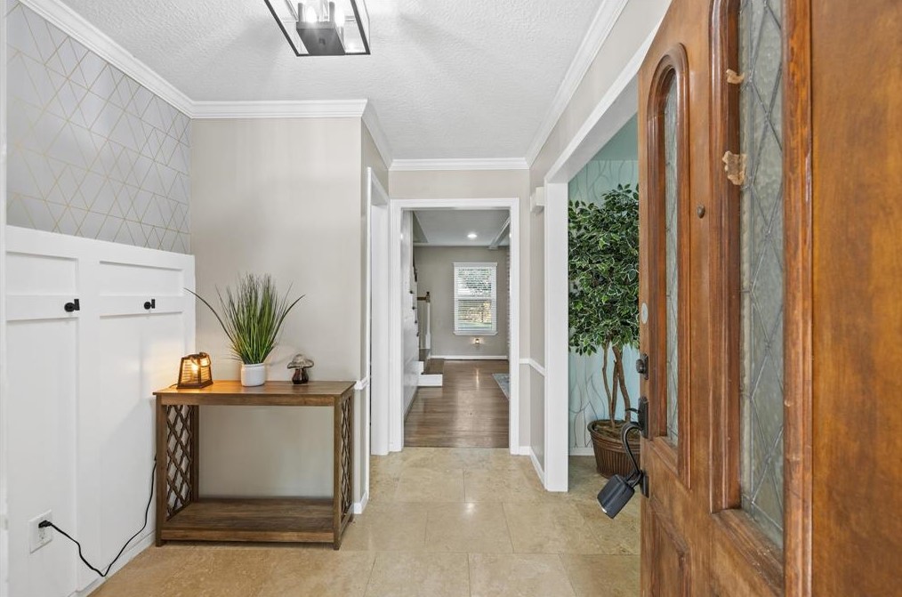 8319 Domer Dr, Spring, TX 77379