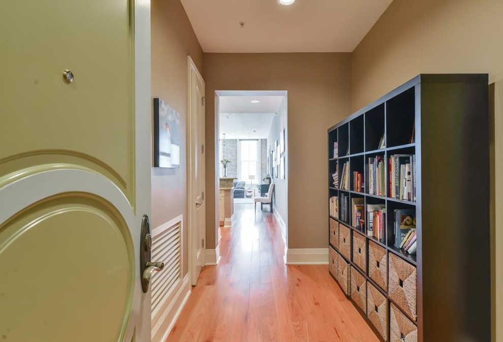 2207 Post Office St Apt 202, Galveston, TX 77550