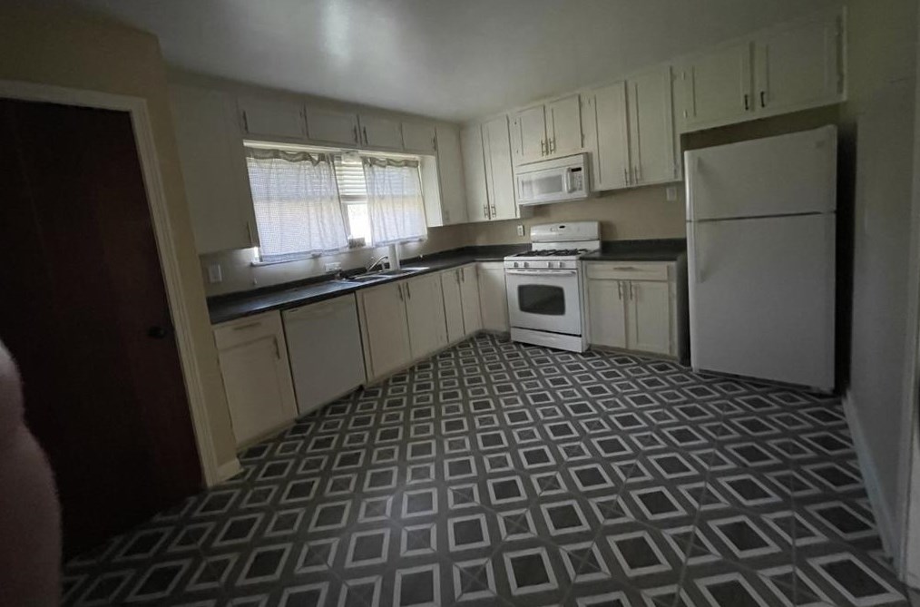 5547 Aspen St, Houston TX  77081-6603 exterior