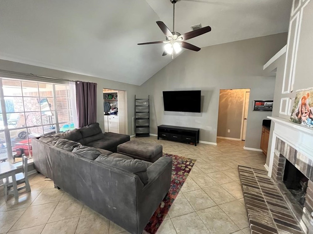 7318 Dogwood Fls Rd, Houston TX  77095-4191 exterior