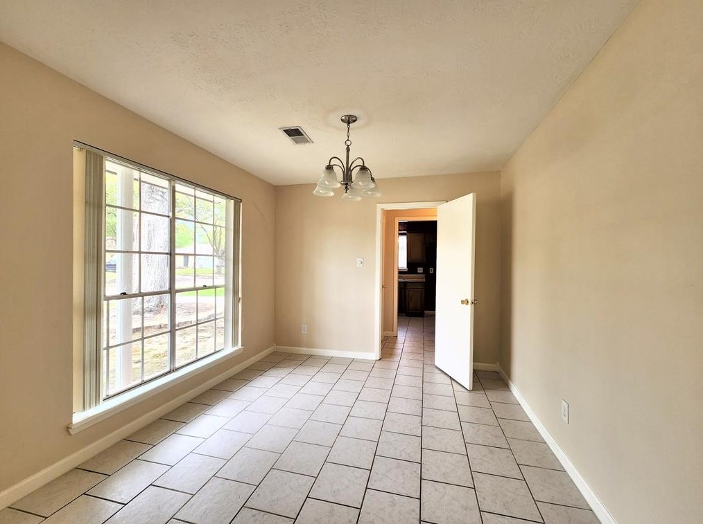 946 Beachcomber Ln, Houston TX  77062-4326 exterior