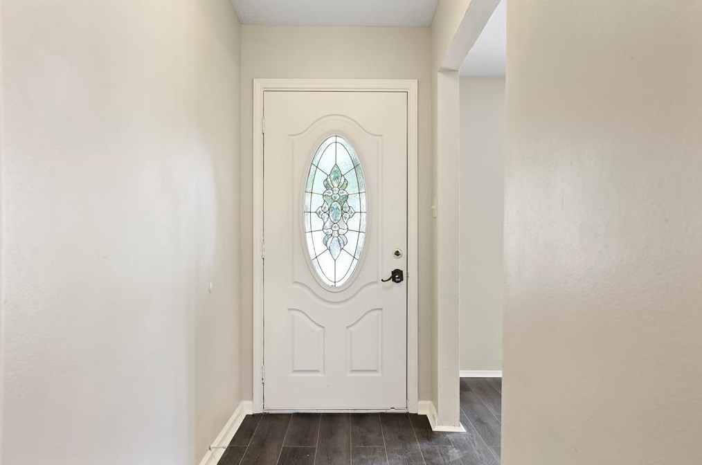 10918 Vanderford Dr, Houston TX  77099-4765 exterior