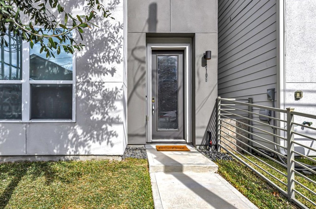 3105 Gillespie St, Houston, TX 77020-6021