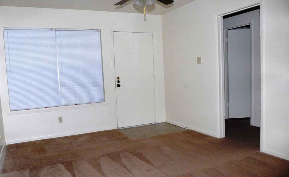 1441-1443 Hawk Tree Dr, College Station, TX 77845