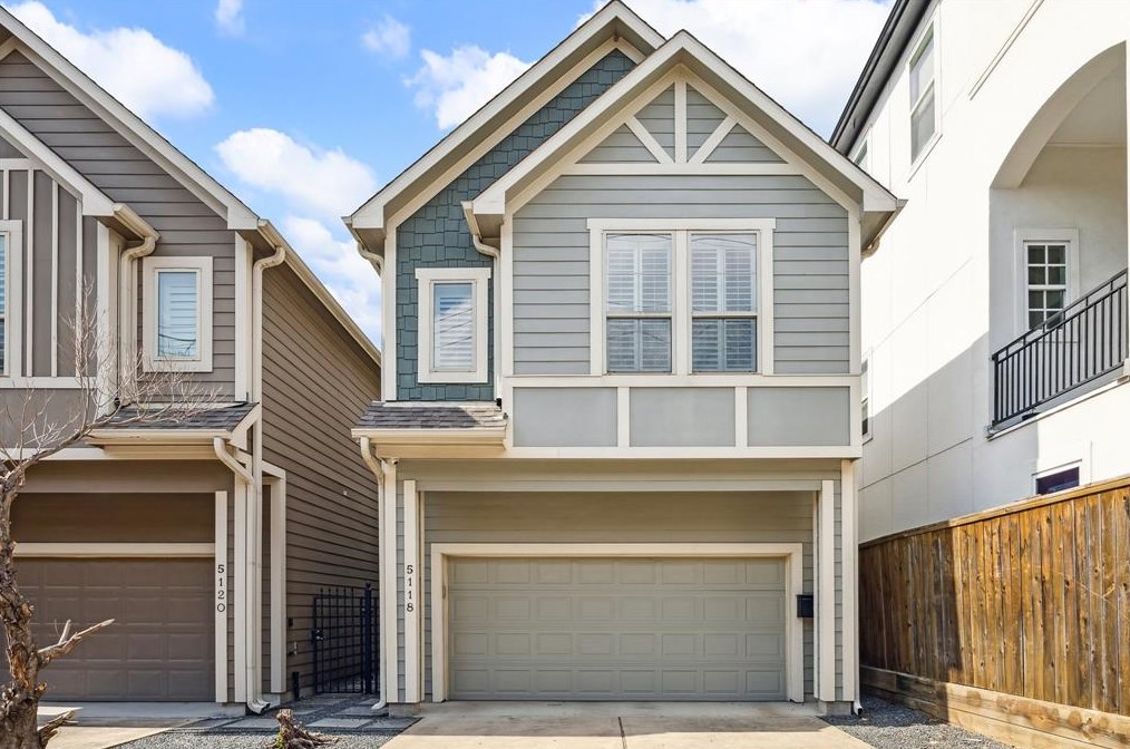 5118 Larkin St, Houston, TX 77007-1940