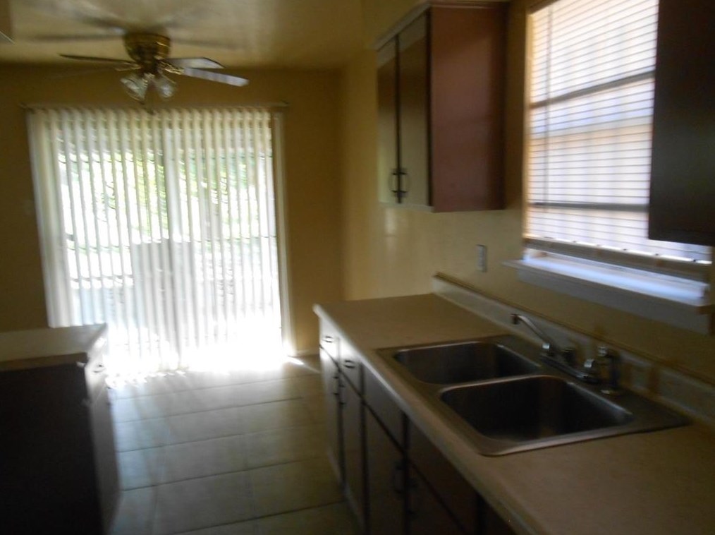 11014 Roandale Dr, Houston TX  77048-1520 exterior