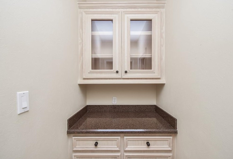 8522 Ivy Fls Ct, Houston TX  77040-1122 exterior